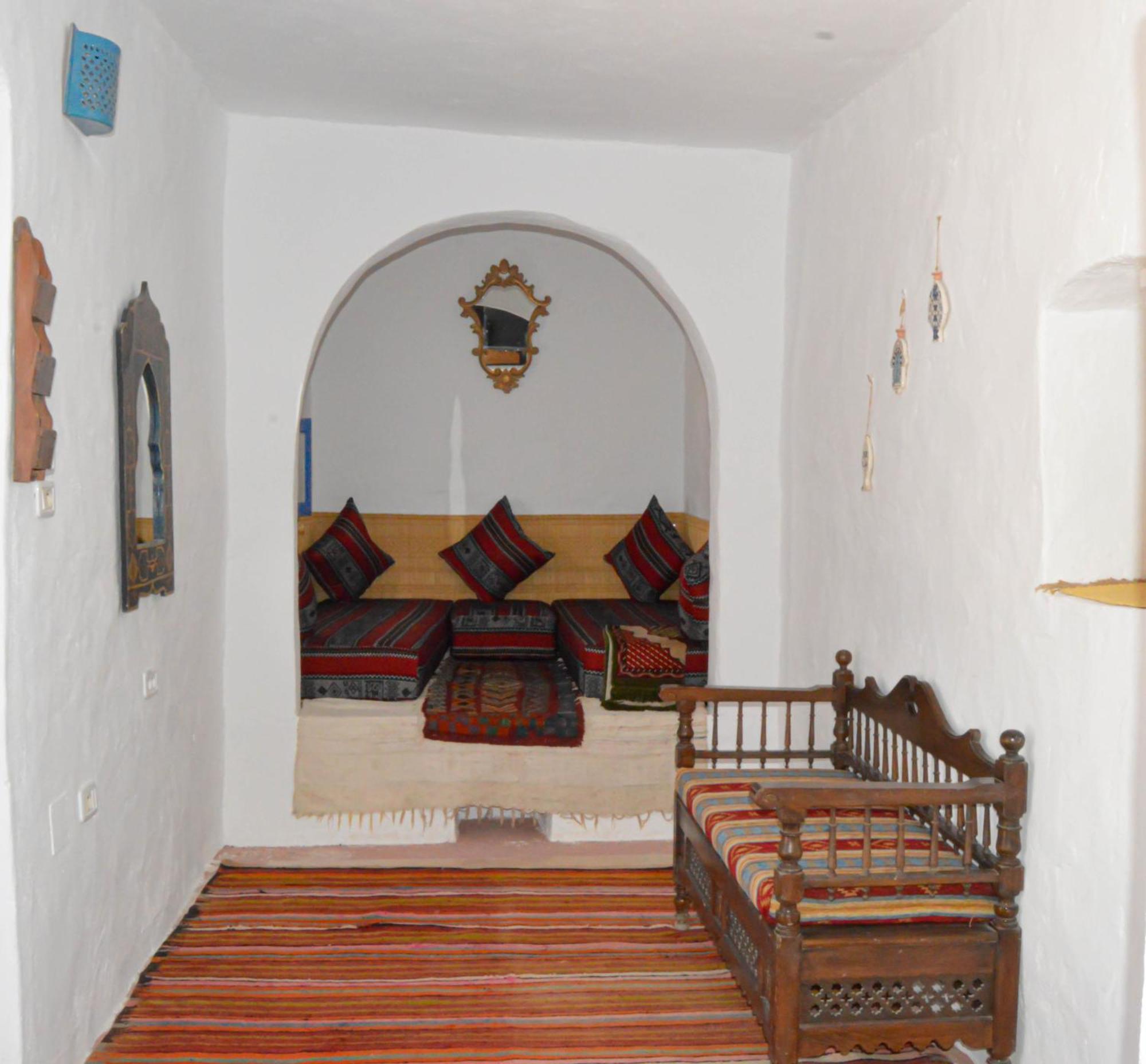 Le Patio De Mezraya Bed and breakfast *