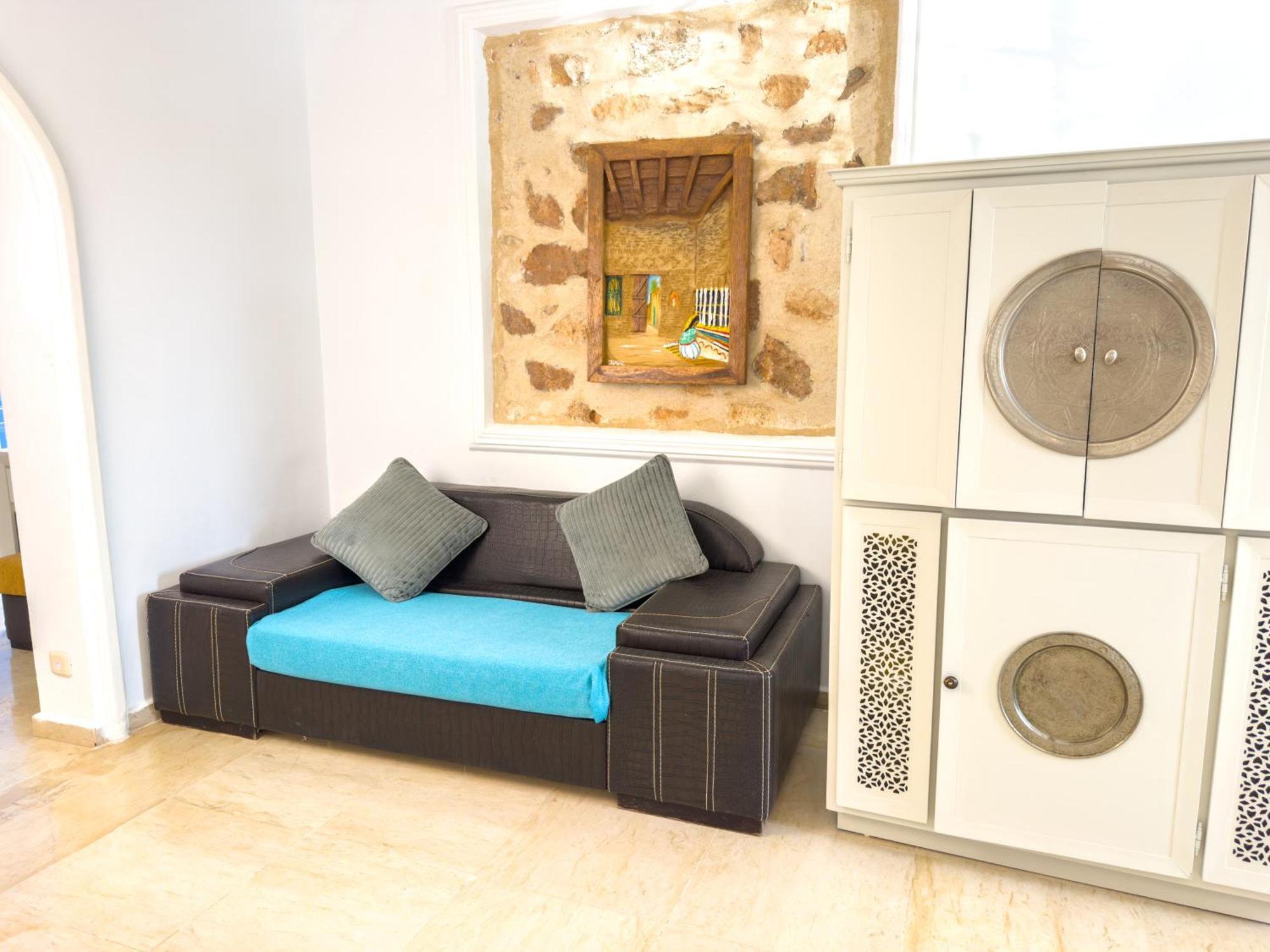 Le Patio De Mezraya Bed and breakfast